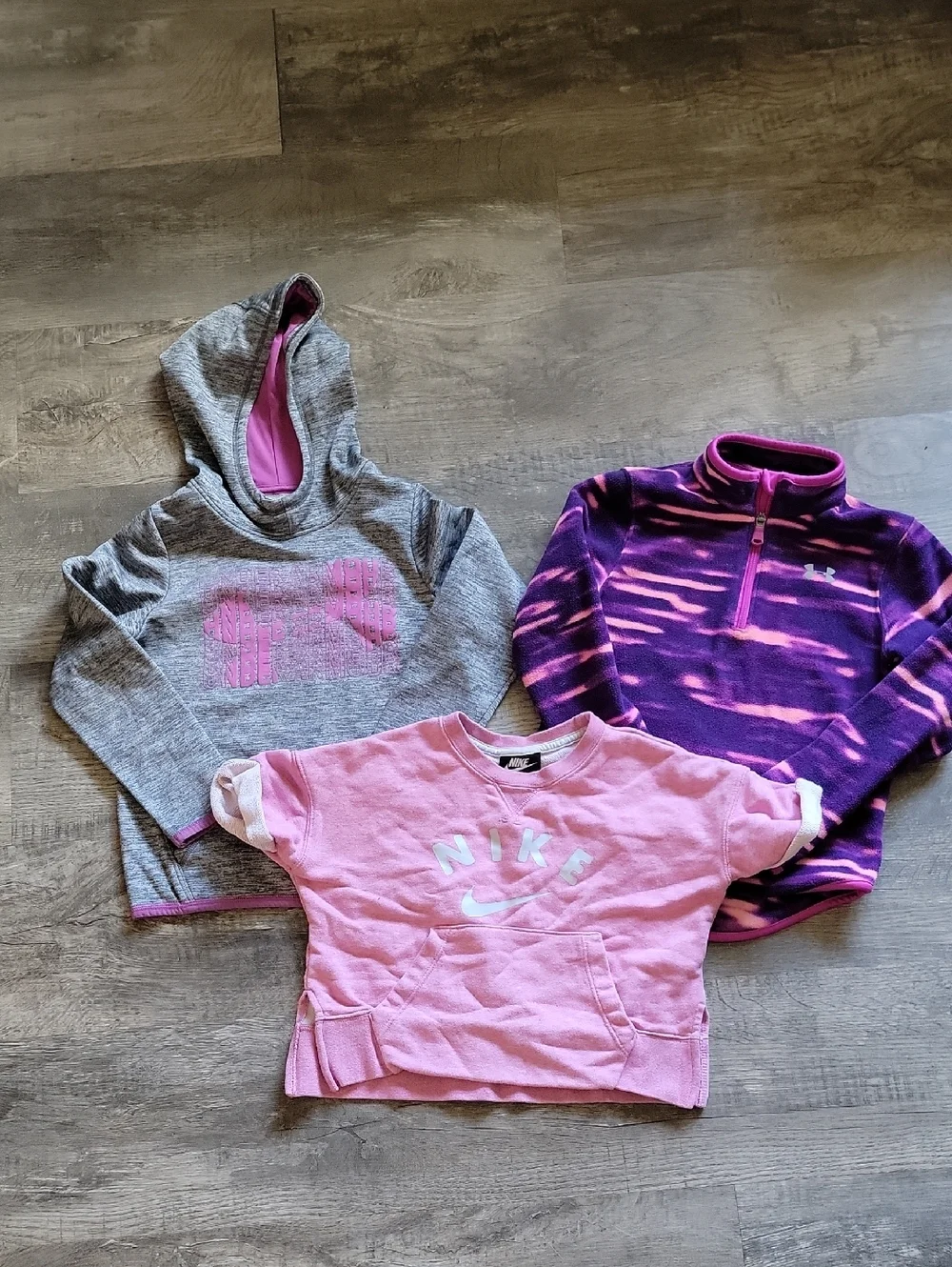 Girls Small Nike And Under Armour Pullover Lot